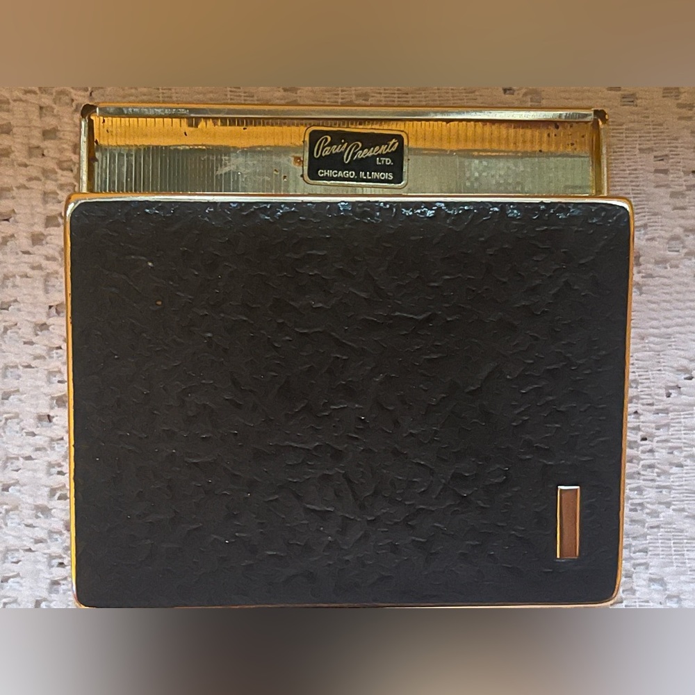 Vintage Paris Presents Cigarette Case